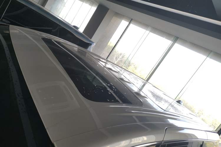 Used Buick Century 2023 2.0T Seven-Seater Yinshi Edition
