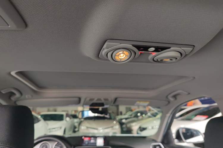 Used BMW 3 Series 2019 320Li Fashion Model
