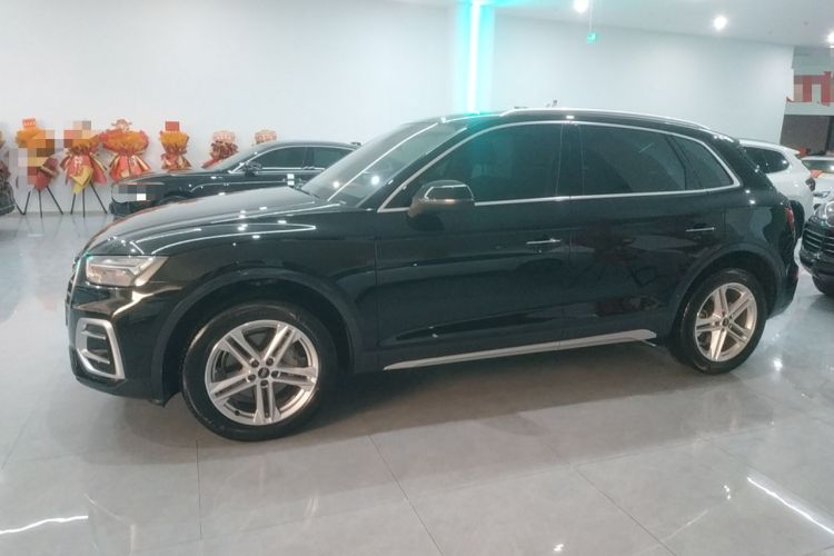 Used Audi Q5L 2022 40T Fashionable and Elegant Model
