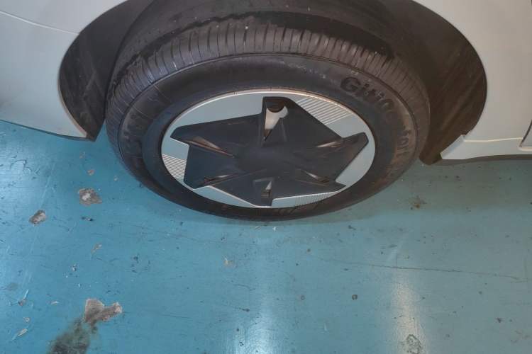 Used Geometry A 2024 410KM Travel Edition