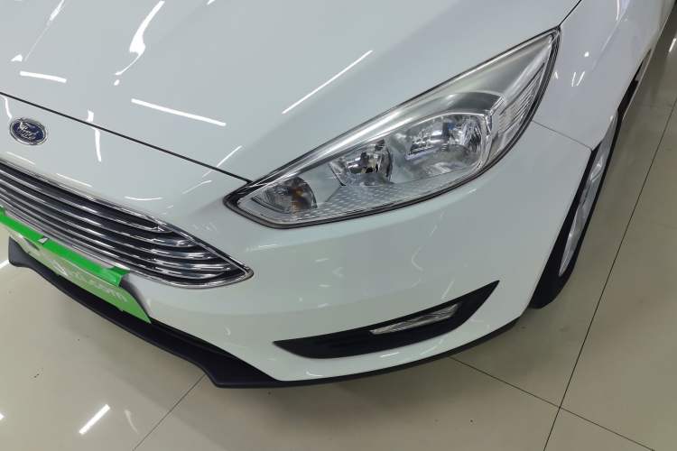 Used Ford Focus 2017 Sedan 1.6L Automatic Comfort Plus SmartDrive Edition
