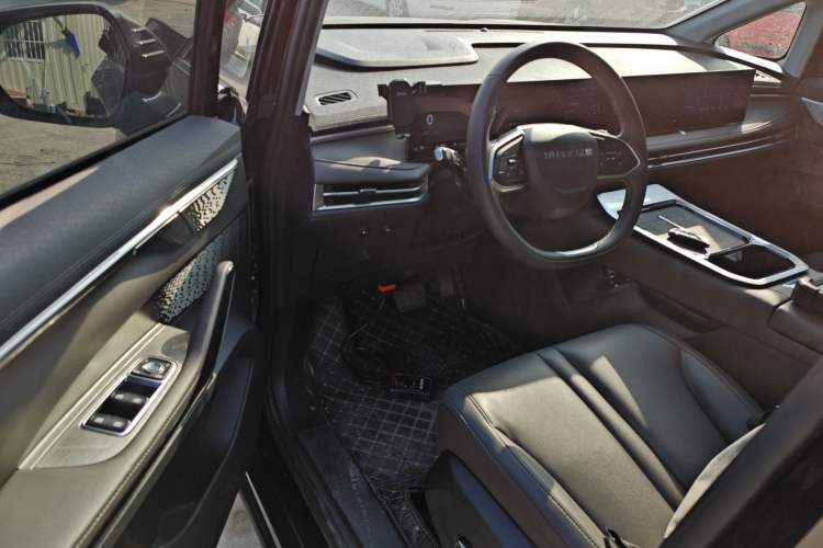 Used SAIC MAXUS Dajia 7 2024 Super Hybrid Ultra-Long Range Luxury Edition