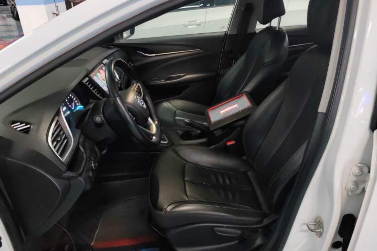 Used Buick GT 2018 18T Automatic Elite Model
