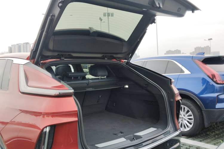 Used Cadillac LYRIQ 2022 Rear-Drive Long-Range Prestige Edition
