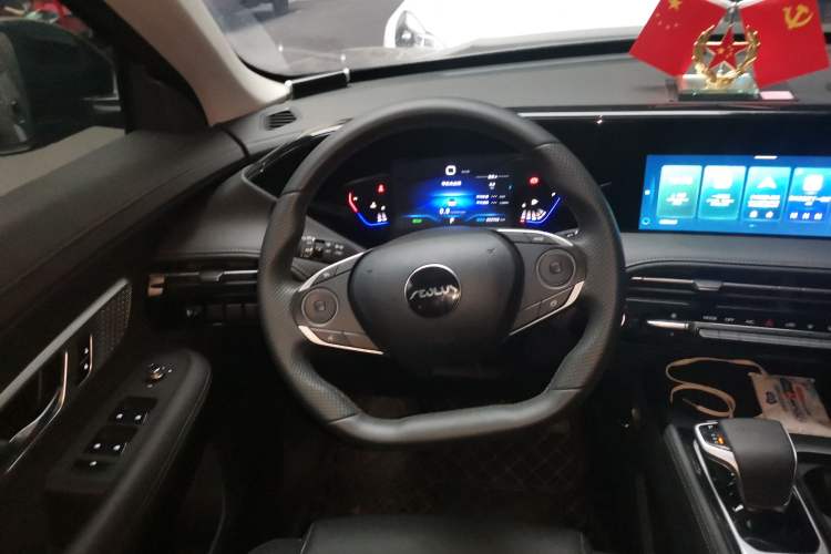 Used Dongfeng Aeolus Huge 2024 Mach Power 1.5T Luxury Model
