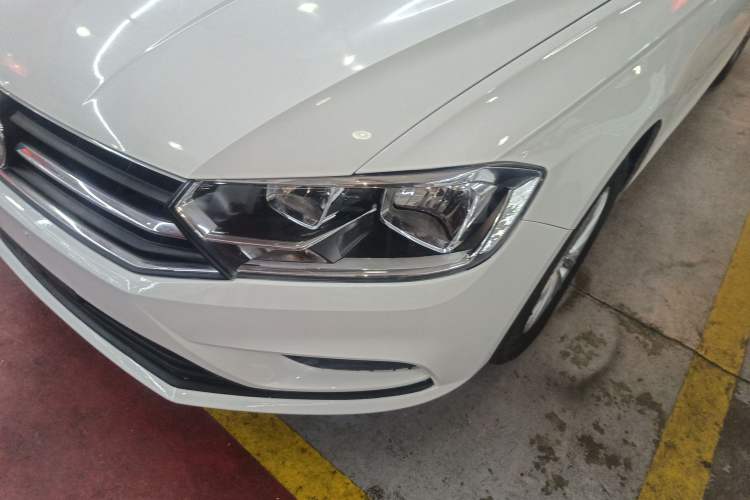 Used Volkswagen Bora 2016 1.6L Manual Fashion Edition
