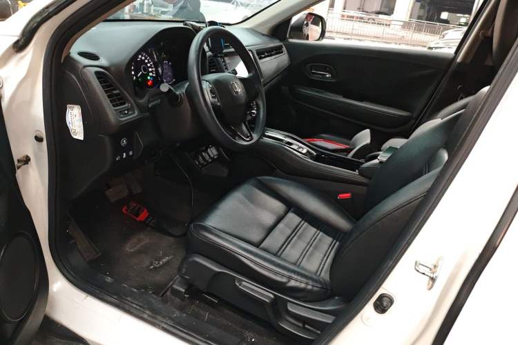 Used Honda Vezel 2020 1.5L CVT Pioneer Edition
