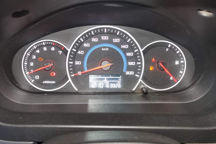 Used Wuling Rongguang V 2015 1.2L Base Version