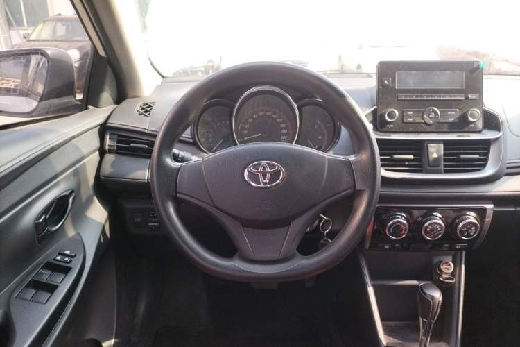 Used Toyota YARiS L 2021 1.5L CVT Leading Edition
