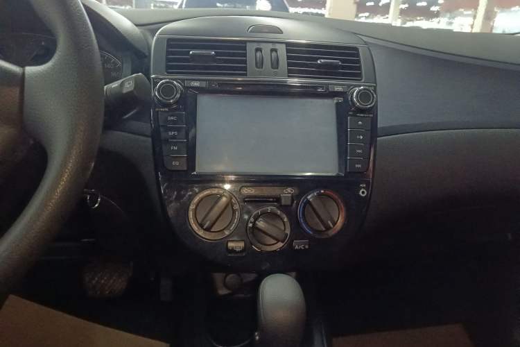 Used Nissan Tiida 2011 1.6L CVT Comfort Model
