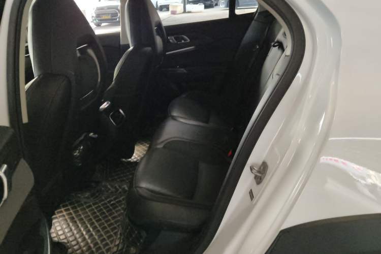 Used Lynk & Co 02 2018 1.5T DCT Two-Wheel Drive Pro Version China V Emission Standard