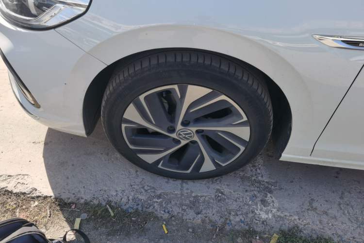 Used Volkswagen Bora 2023 300TSI DSG Prestige Edition
