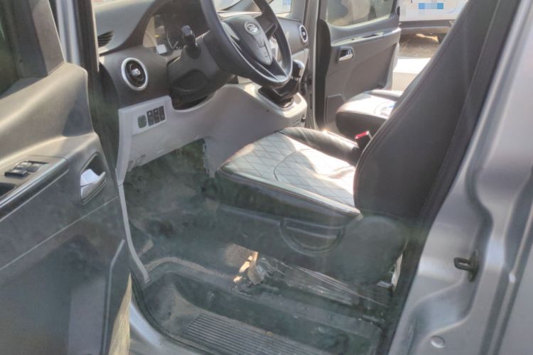 Used  M3 2022 PLUS IKEA Edition 1.8L Comfort Version
