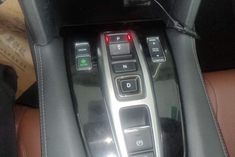 Used Honda UR-V 2017 370TURBO 2WD Prestige Edition China V
