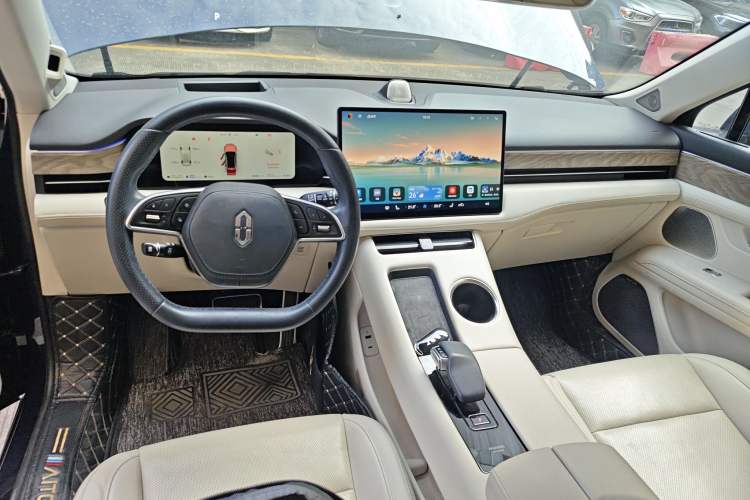 Used Hima AITO M5 2022 Extended-Range Four-Wheel Drive Performance Version
