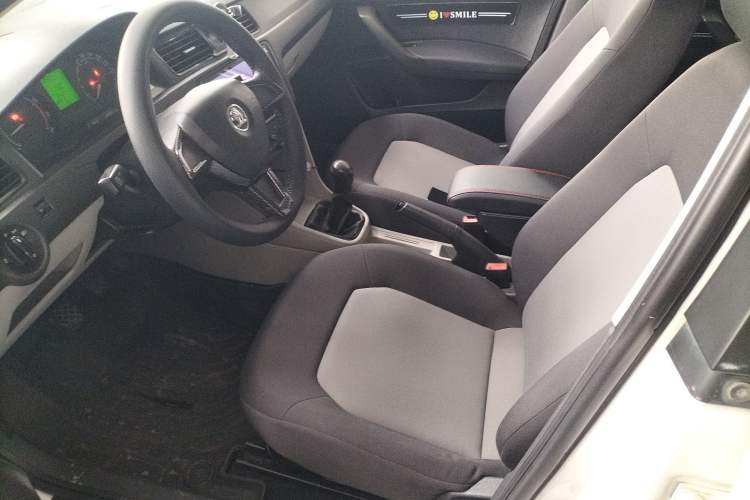 Used Skoda Rapid 2016 1.4L Manual Front-Wheel Drive Version
