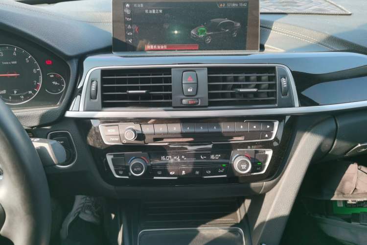 Used BMW 3 Series 2018 320Li Leading Model M Sport Package
