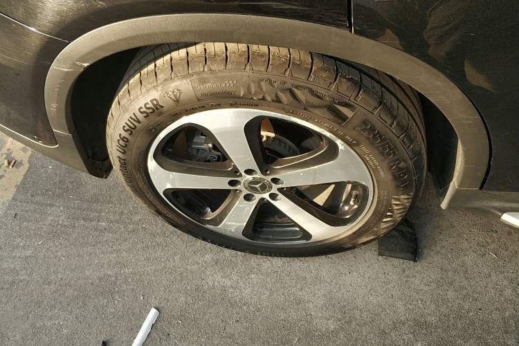 Used Mercedes-Benz GLC 2019 Facelift GLC 260 L 4MATIC Luxury Model
