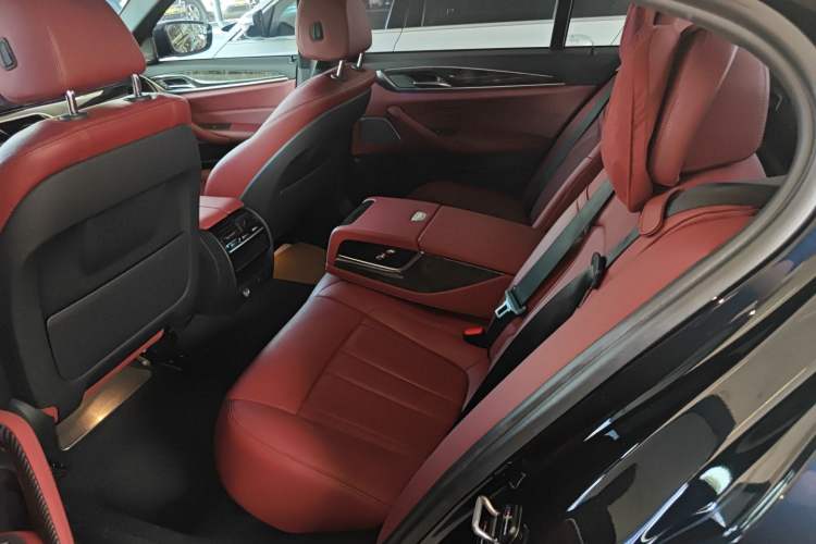 Used BMW 5 Series 2018 530Li Leading Model M Sport Package
