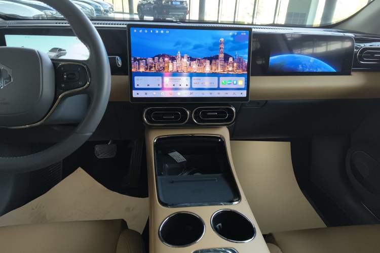 Used Leapmotor C01 2024 Range-Extended 316 Deluxe Edition
