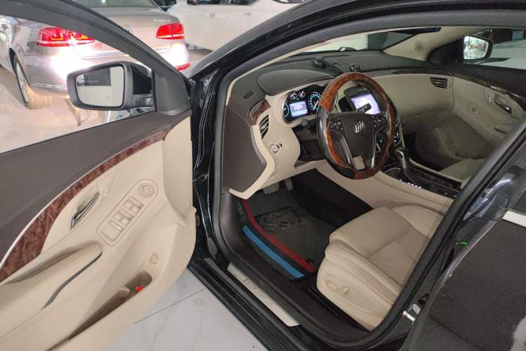 Used Buick LaCrosse 2013 2.4L SIDI Leading Comfort Version
