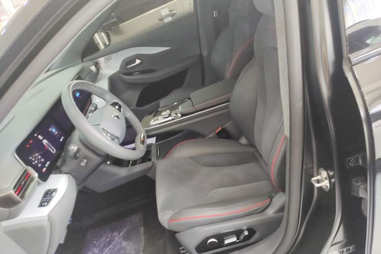 Used ARCFOX Alpha S 2023 Pioneer Edition
