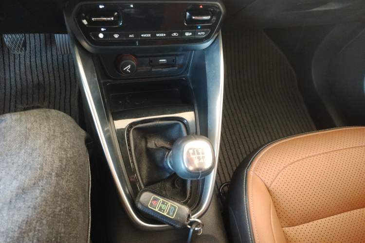 Used Baojun 510 2017 1.5L Manual Luxury Model
