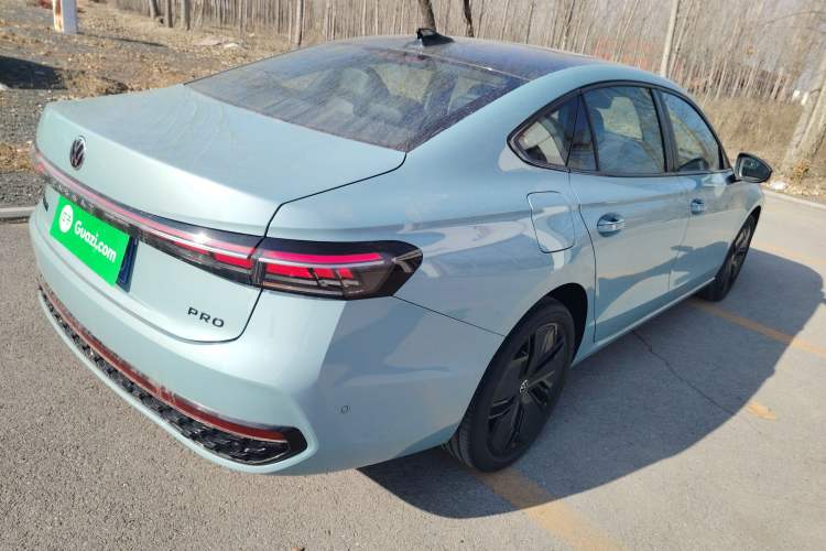 Used Volkswagen Passat 2025 Pro 380TSI Starry Dragon Luxury Edition
