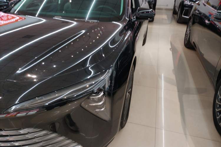 Used Buick LaCrosse 2023 28T Prestige Edition
