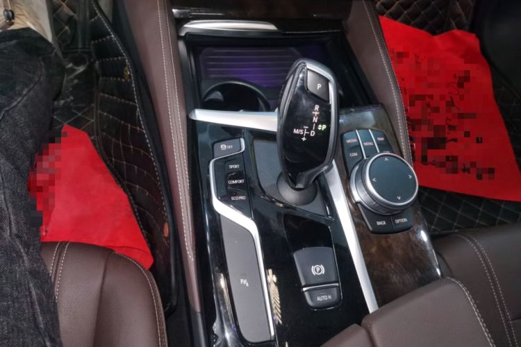 Used BMW 5 Series 2019 Facelifted 525Li Luxury Package
