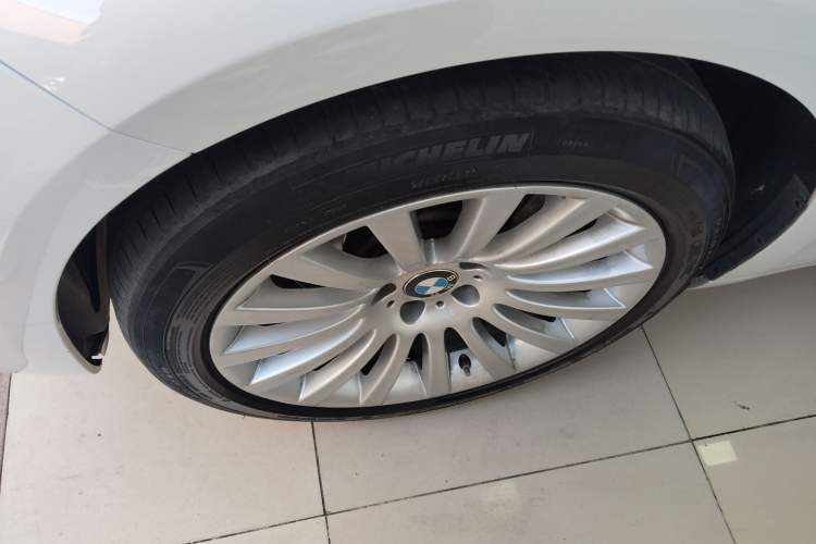 Used BMW 5 Series GT 2015 535i Leading Model
