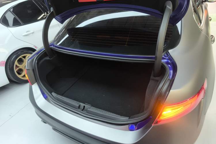 Used Alfa Romeo Giulia 2020 2.0T 280HP VIRTU Limited Edition
