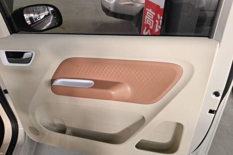 Used Wuling Hongguang MINIEV 2024 3rd Generation 215km Advanced Version
