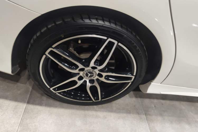 Used Mercedes-Benz CLA 2017 Refreshed CLA 220 4MATIC
