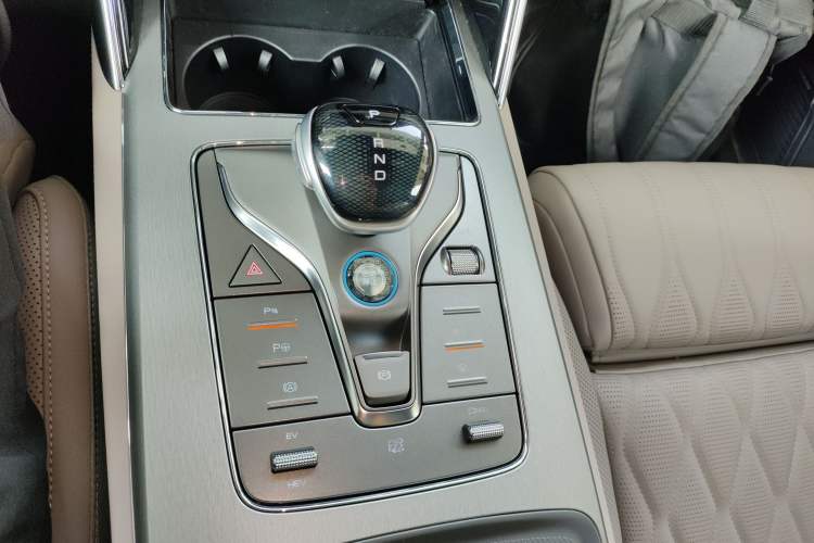 Used BYD Tang New Energy 2025 Intelligent Driving Version DM-i 115KM Flagship Edition
