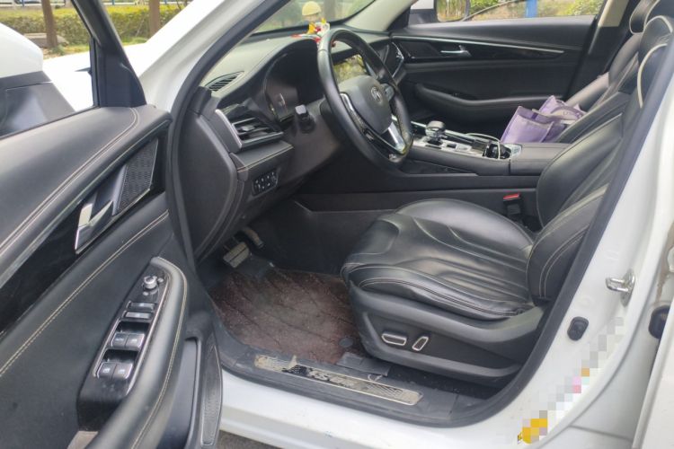 Used Changan CS85 COUPE 2019 1.5T DCT Luxury Version China VI Standard