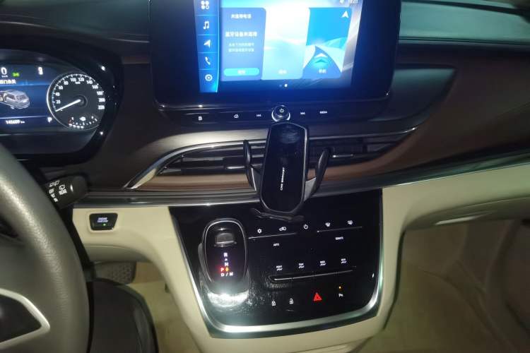 Used Buick GL8 2020 Land Cruiser Executive Class 652T Comfort Model