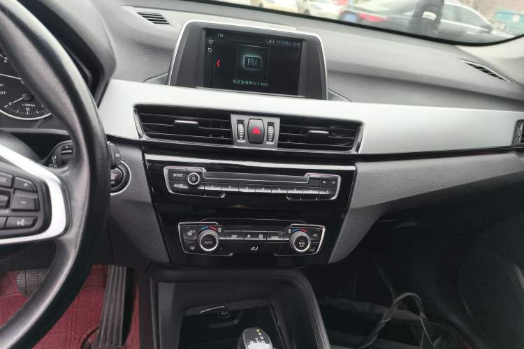 Used BMW X1 2018 sDrive20Li Leading Model
