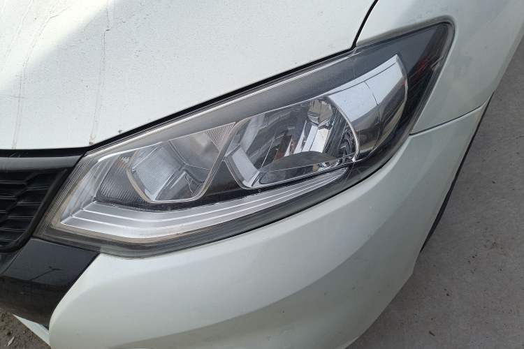 Used Nissan Tiida 2019 1.6L CVT Smart Drive Version China VI Standard