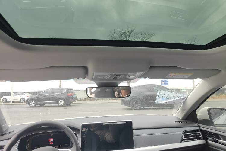 Used Volkswagen Lavida 2024 1.5L Automatic 5 Million Edition
