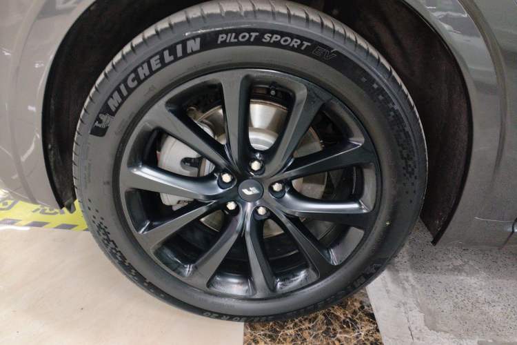 Used Li Auto ONE 2021 Extended-Range 6-Seater Version
