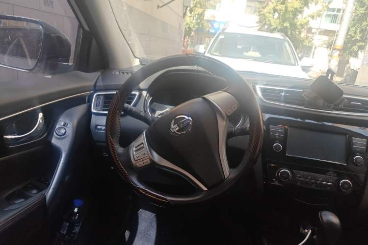 Used Nissan Qashqai 2017 2.0L CVT Smart Enjoyment Version China VI Standard