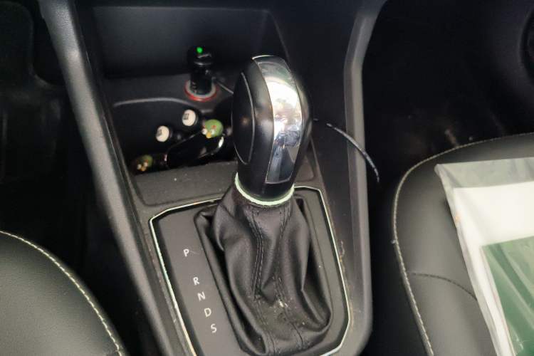 Used Volkswagen Santana 2016 1.6L Automatic Comfort Edition