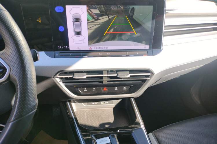 Used Volkswagen Lamando 2023 Lavida L 280TSI DSG Cool & Spicy Edition