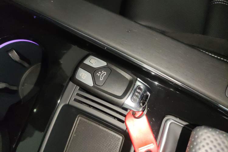 Used Audi A4L 2024 40 TFSI Luxury Dynamic Edition