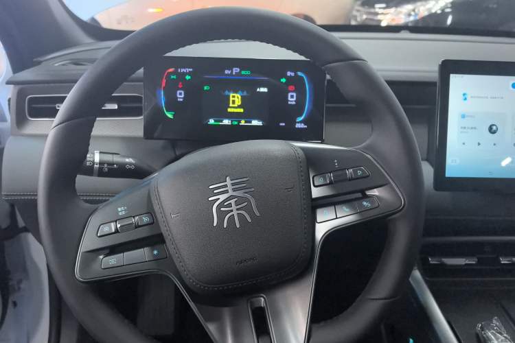 Used BYD Qin PLUS 2025 DM-i Smart Drive 55KM Leading Model
