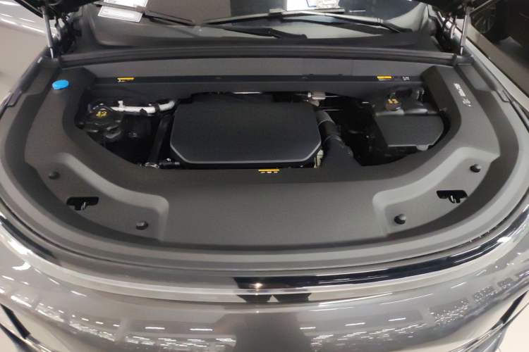 Used Li Auto L9 2024 Ultra Model
