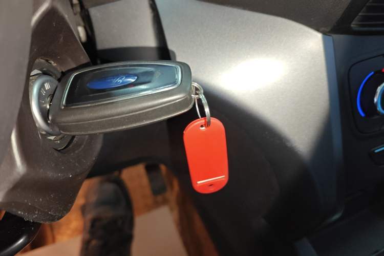 Used Ford Kuga 2017 EcoBoost 180 Two-Wheel-Drive Tiger Leap Model
