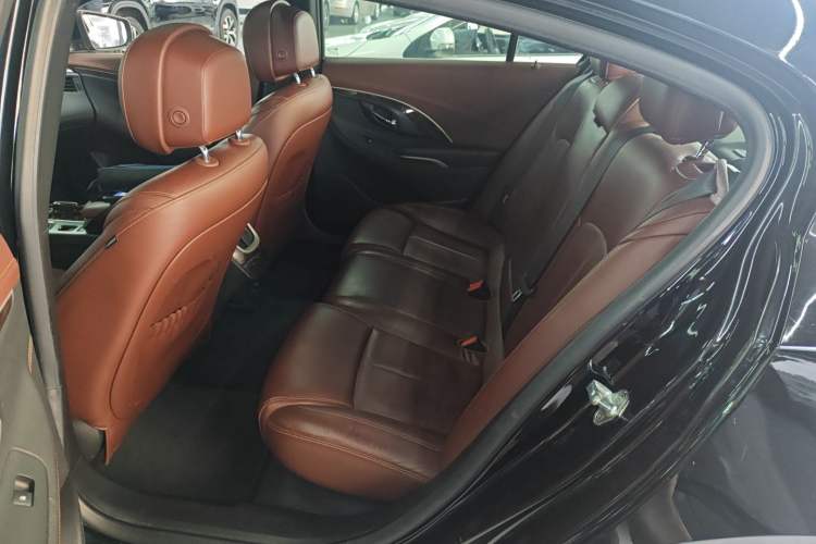 Used Buick LaCrosse 2013 2.4L SIDI Elite Comfort Version

