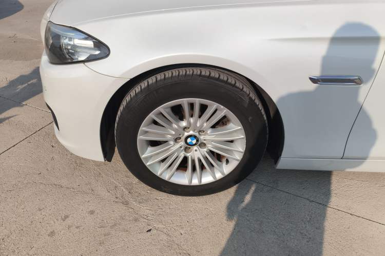 Used BMW 5 Series 2014 525Li Leading Model